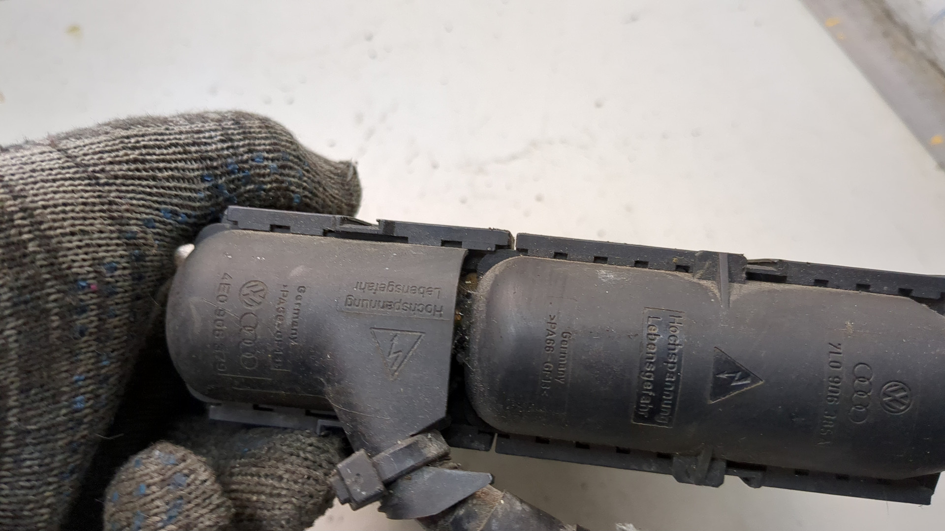 Блок управления двигателем