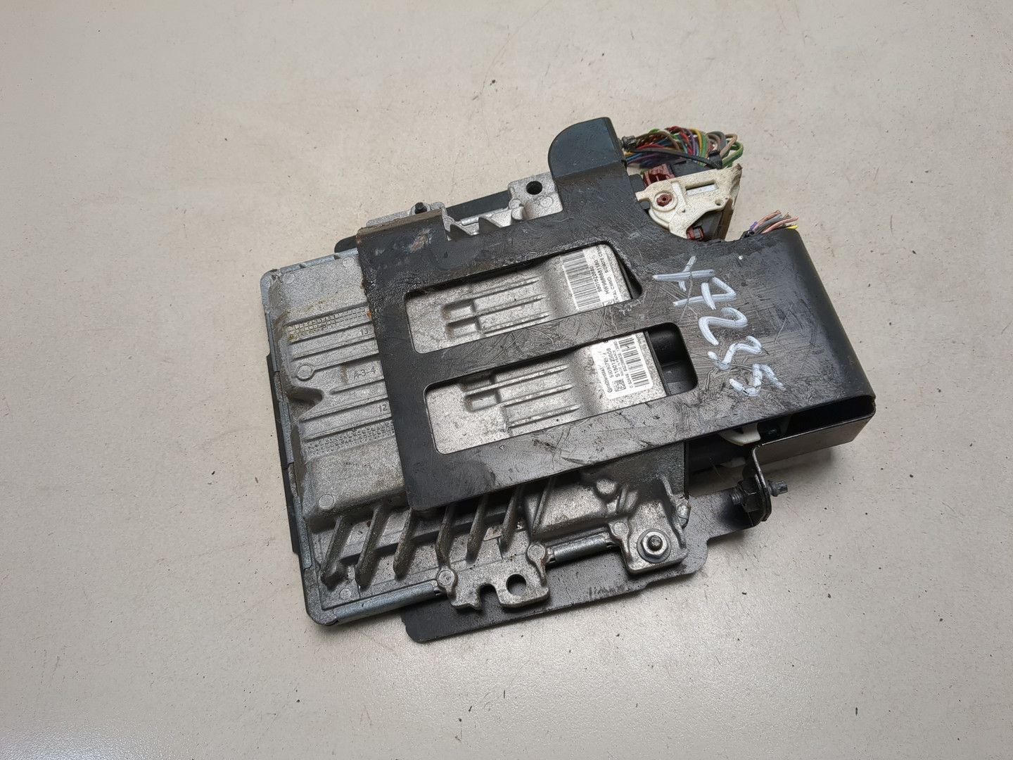 Блок управления двигателем