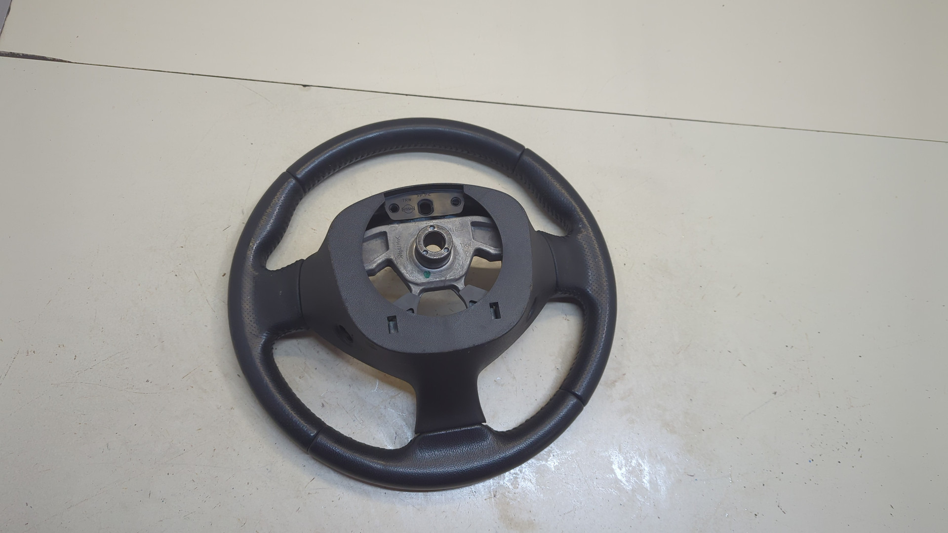 Рулевое колесо (руль)