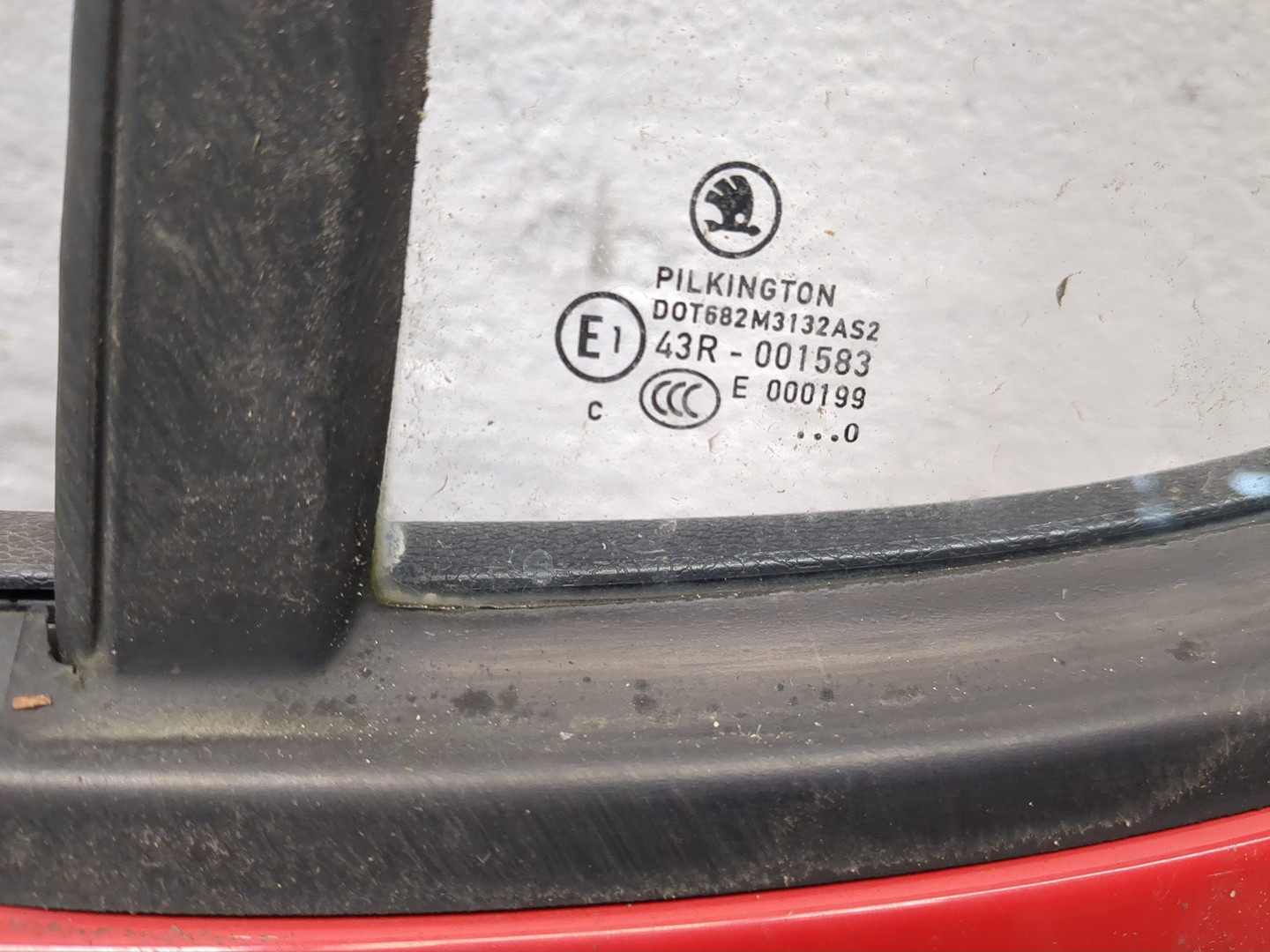 Дверь задняя левая