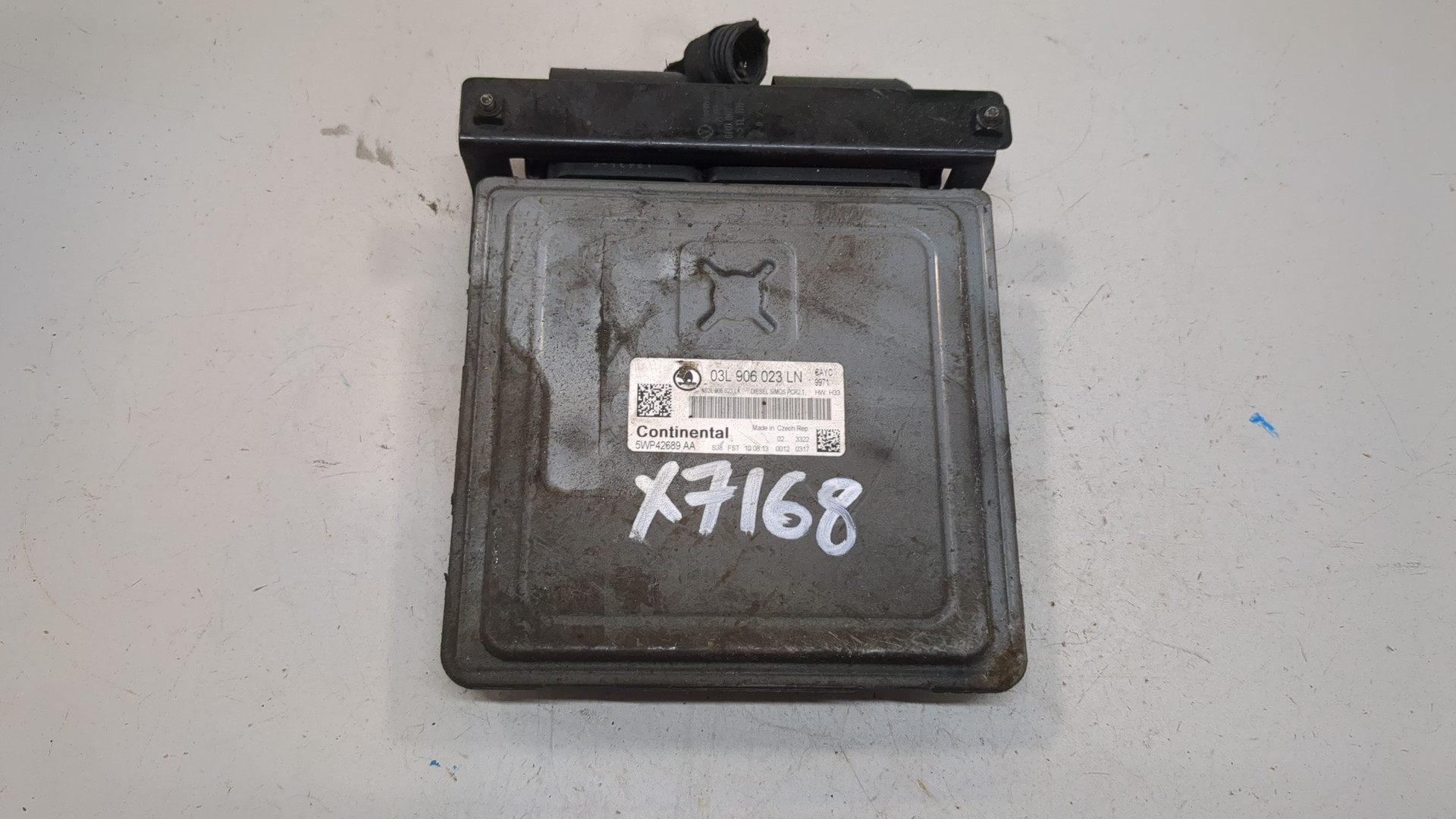 Блок управления двигателем