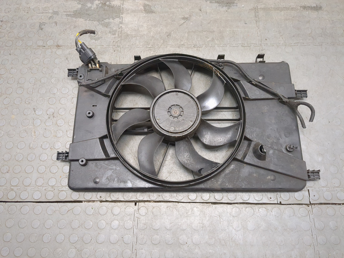 Вентилятор радиатора