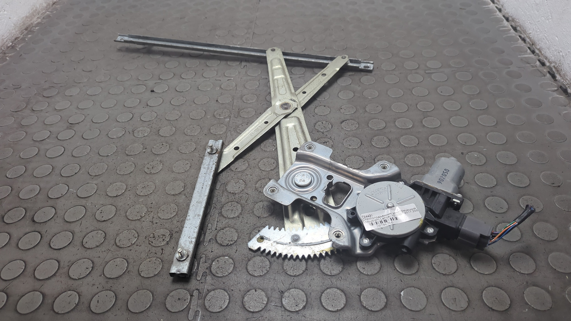 Стеклоподъемник электр. передний левый