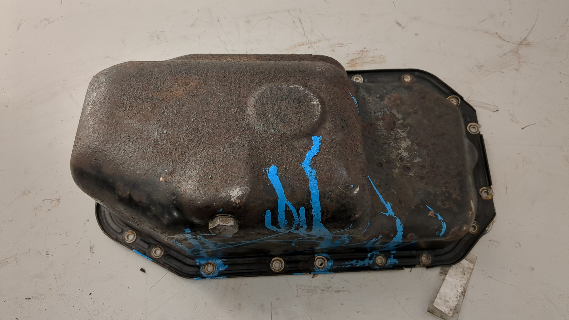 Поддон масляный двигателя (картер)