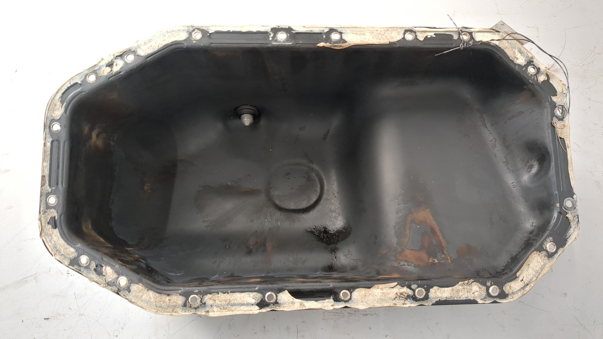 Поддон масляный двигателя (картер)