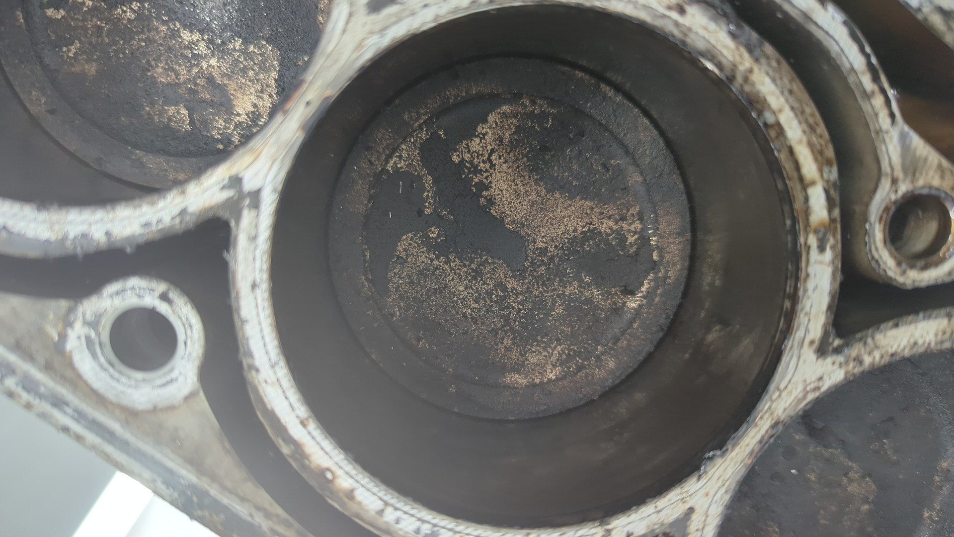 Блок двигателя