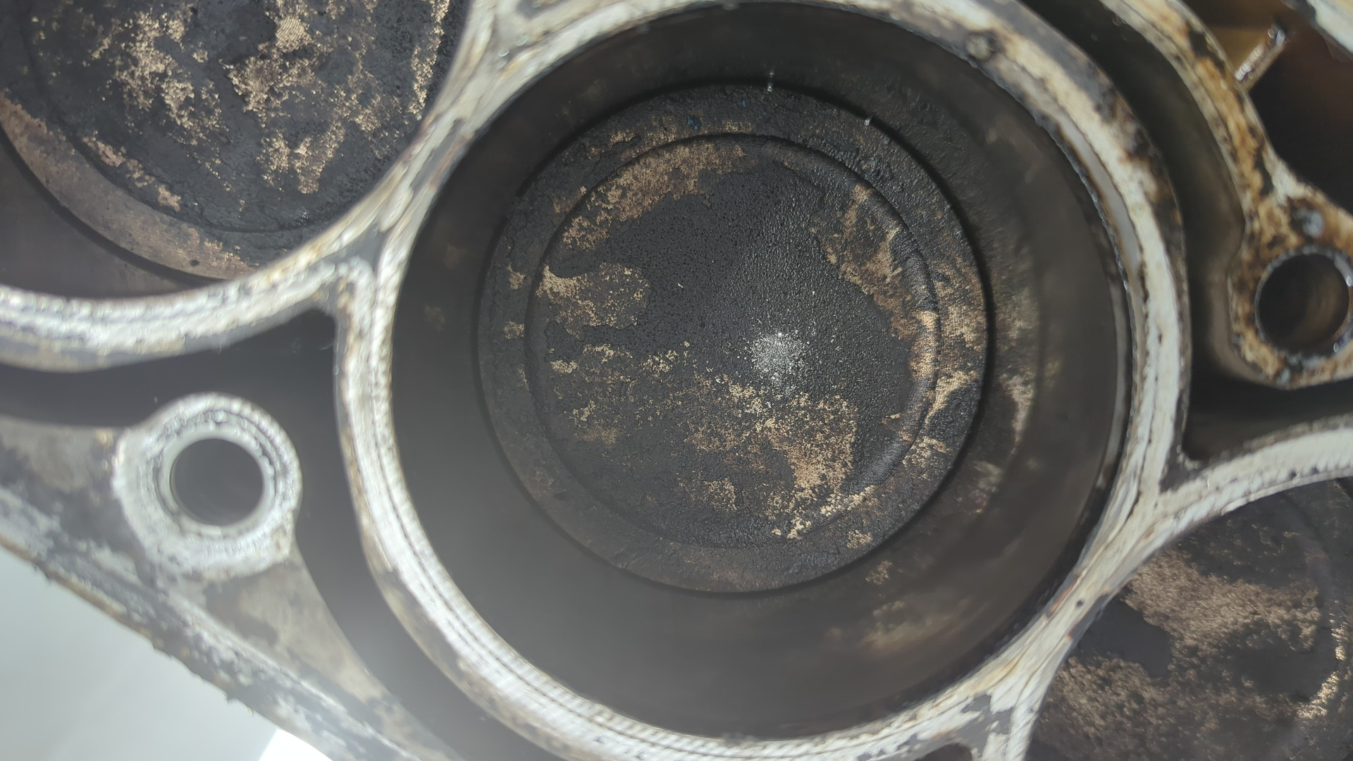 Блок двигателя