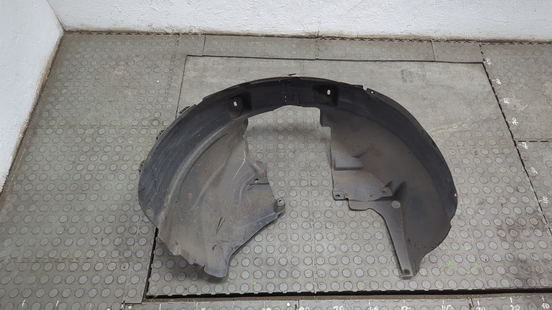 Локер передний правый