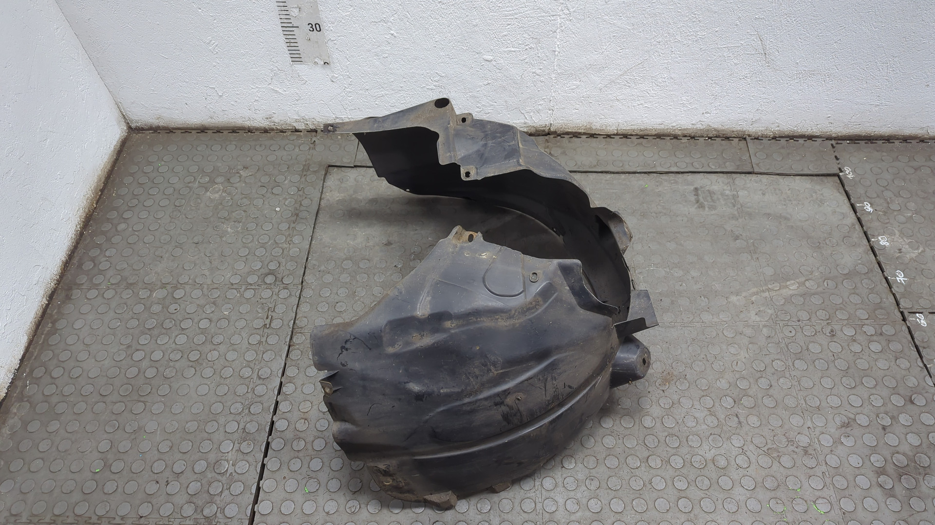 Локер передний правый