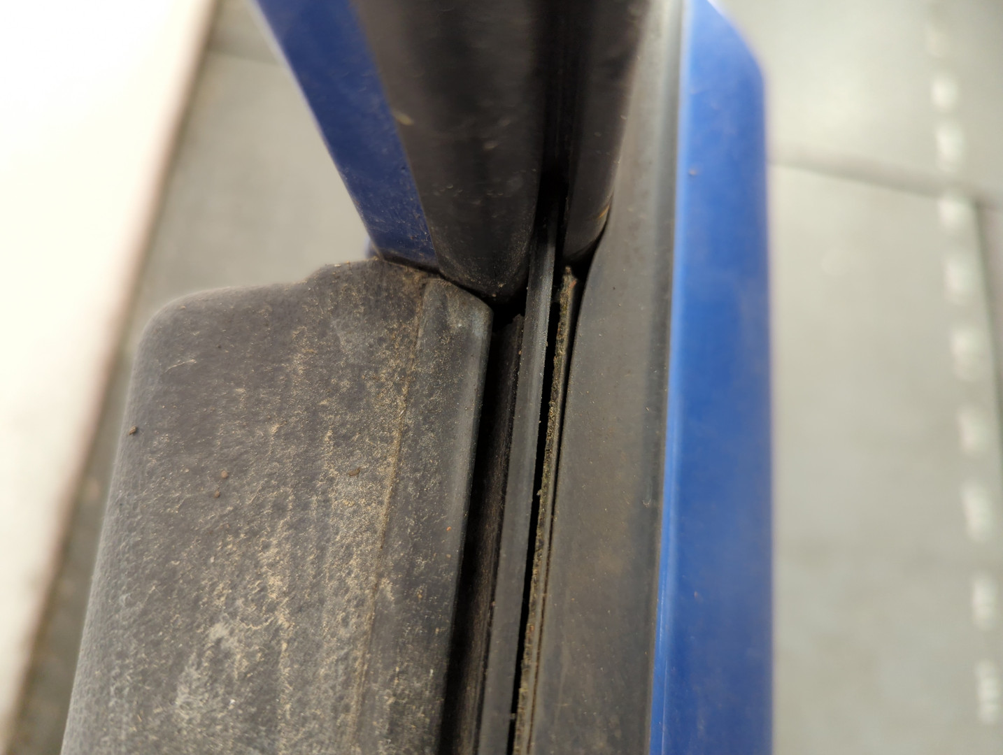 Дверь задняя правая