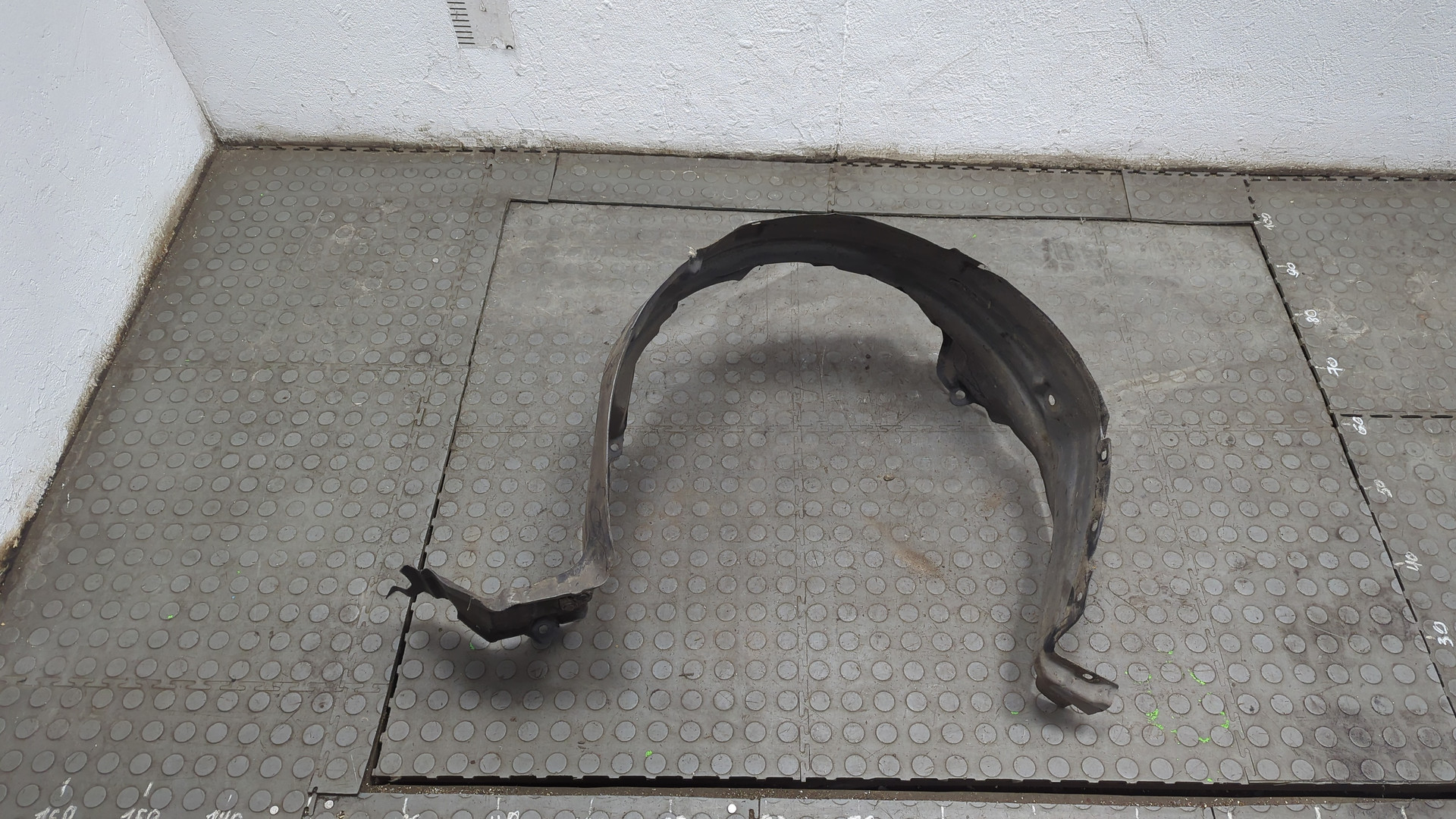 Локер передний левый