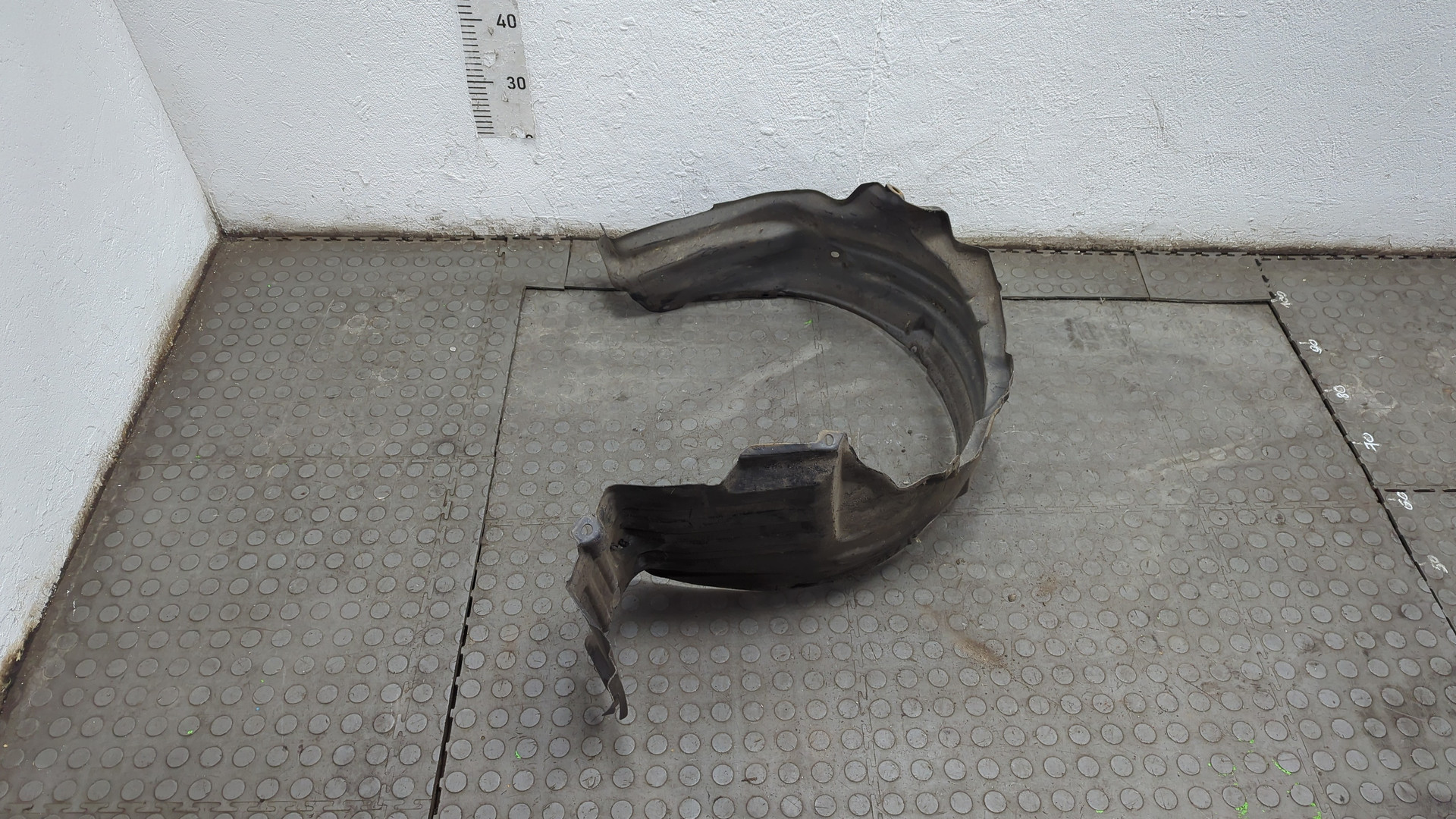 Локер передний левый