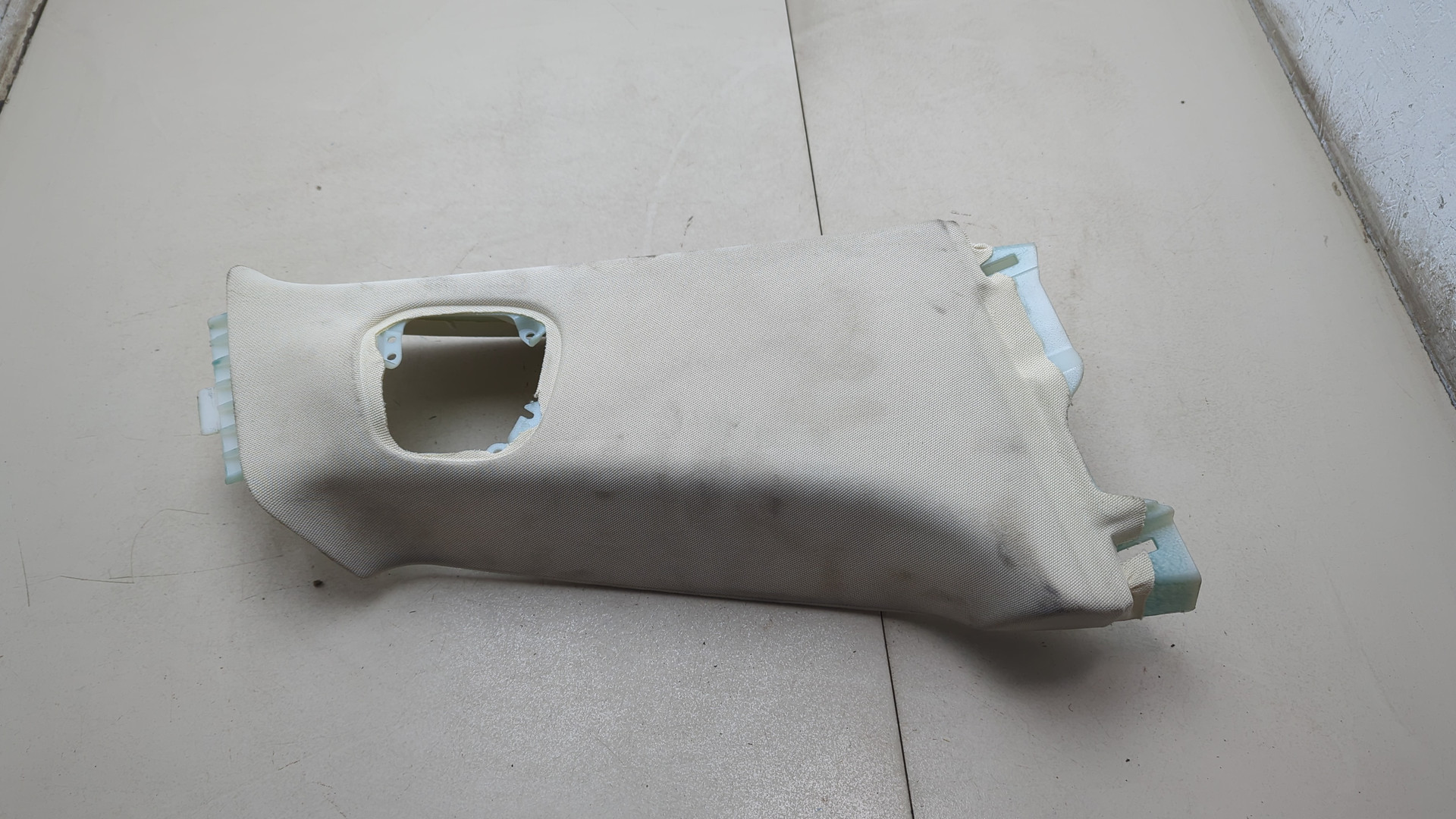 Обшивка стойки