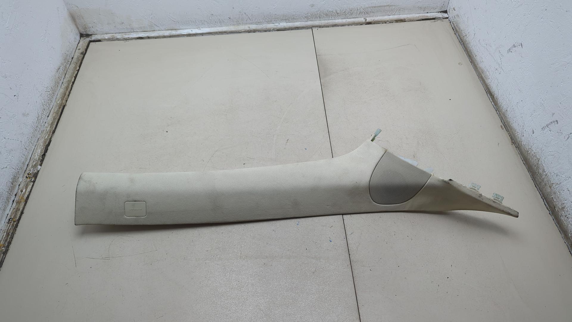 Обшивка стойки