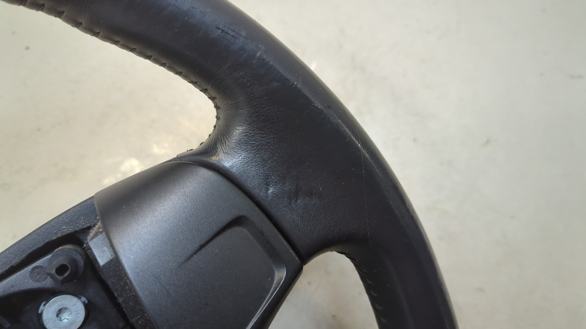 Рулевое колесо (руль)