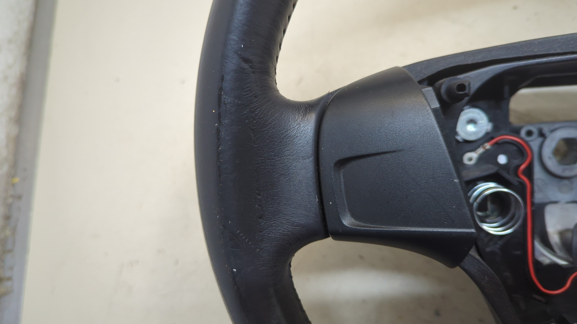 Рулевое колесо (руль)