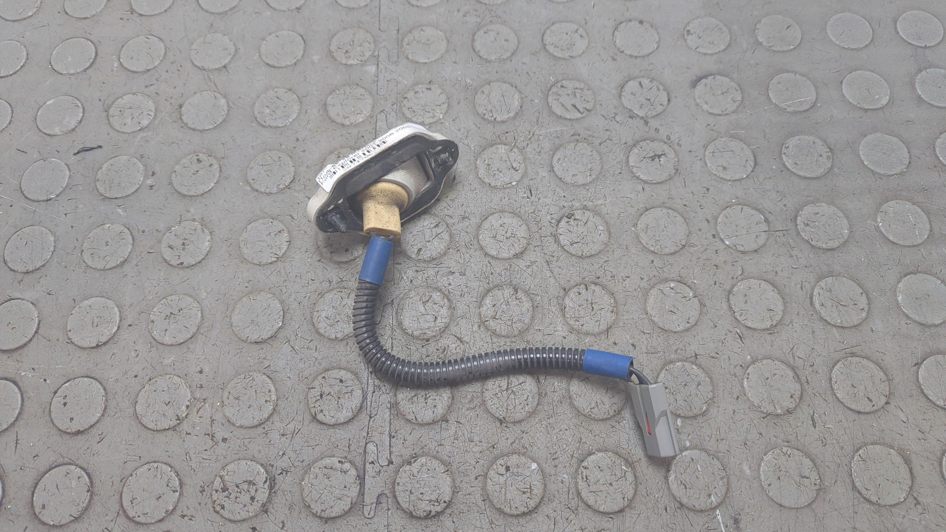 Фонарь подсветки номера