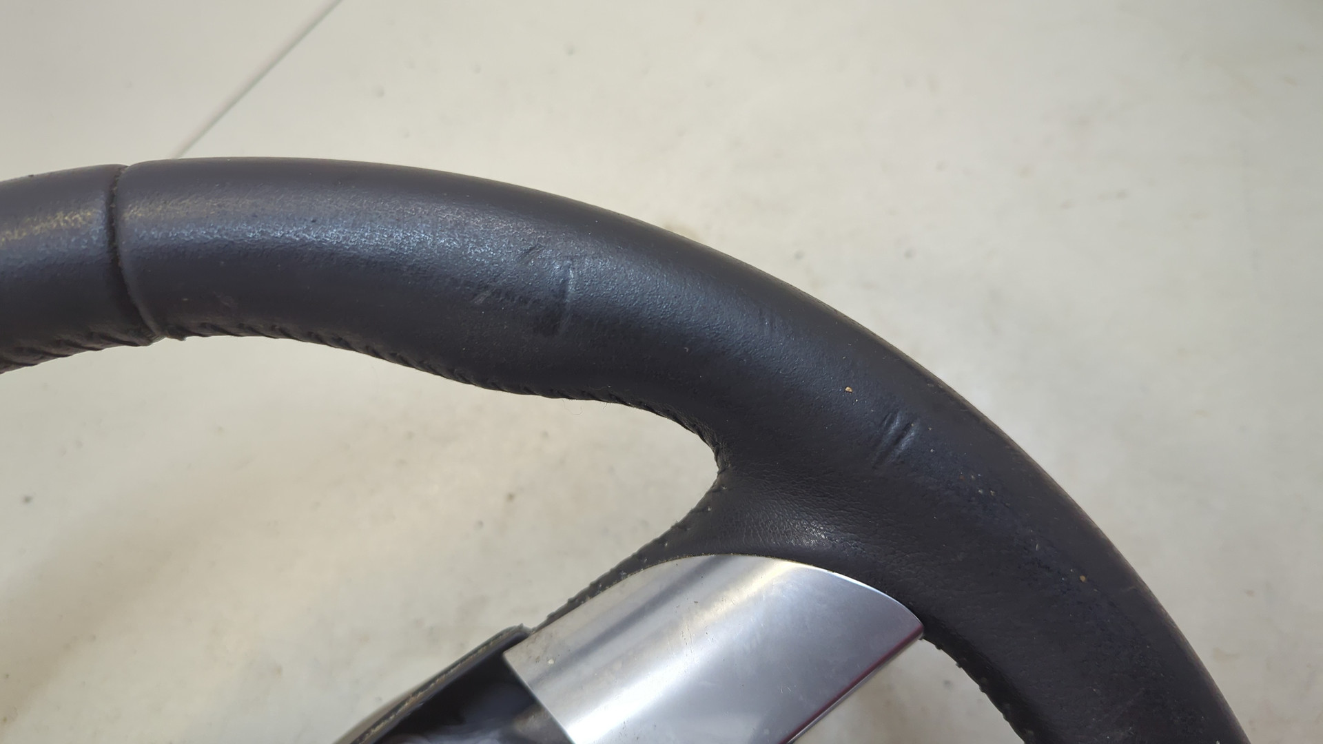 Рулевое колесо (руль)