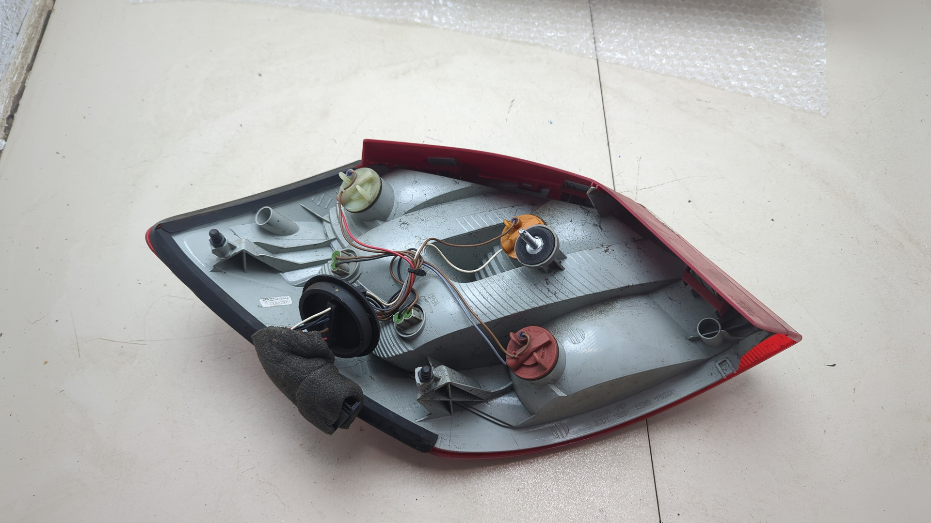 Фонарь задний правый