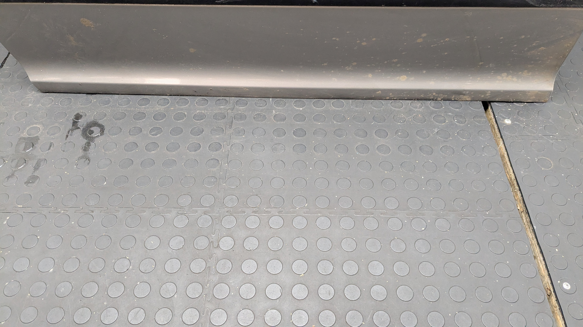 Дверь передняя левая