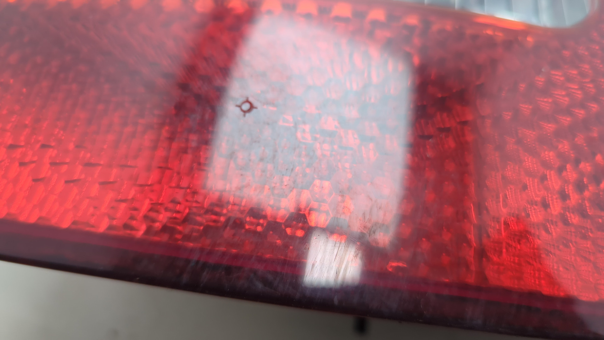 Фонарь задний правый