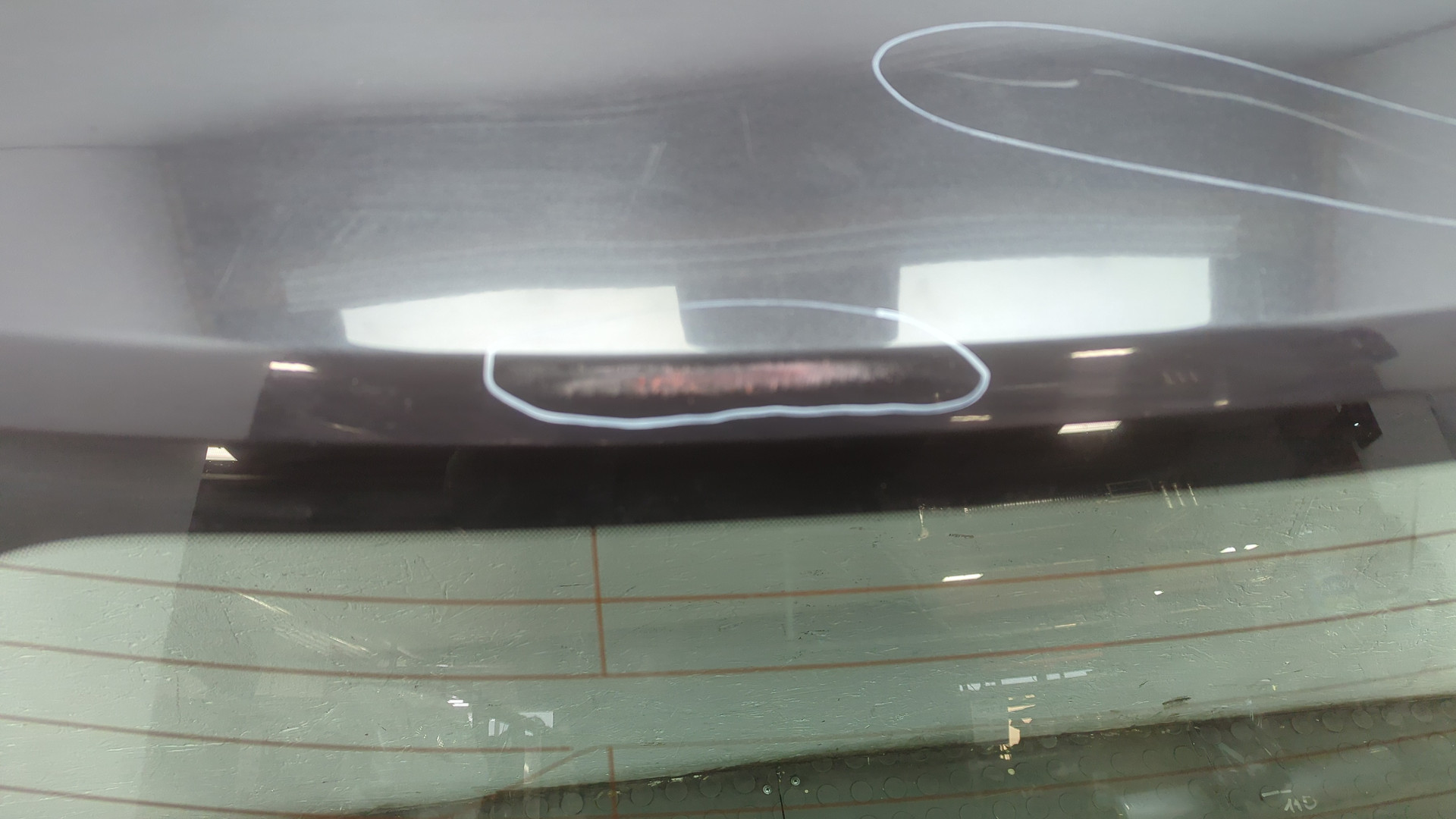 Дверь багажника