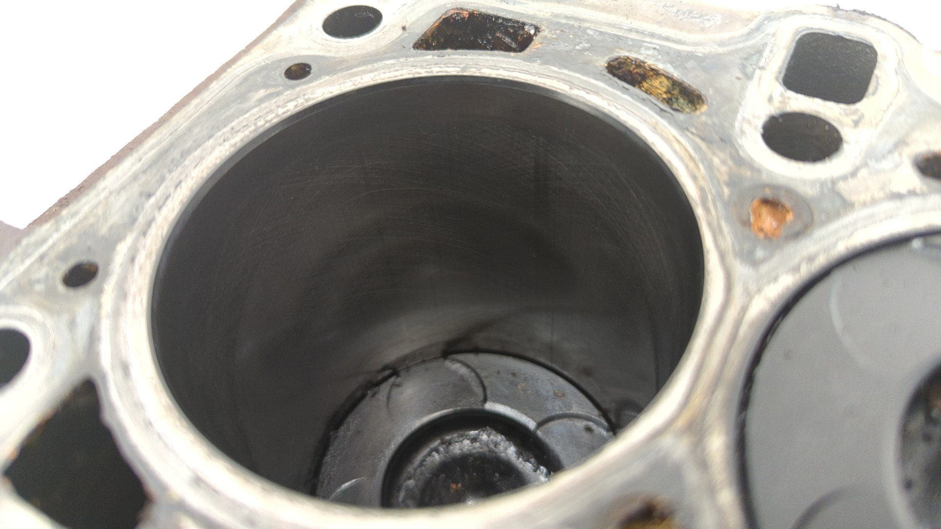 Блок двигателя