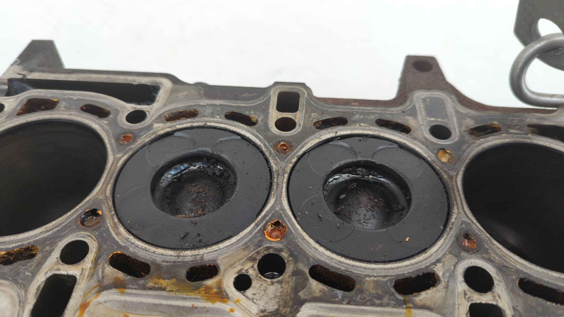 Блок двигателя