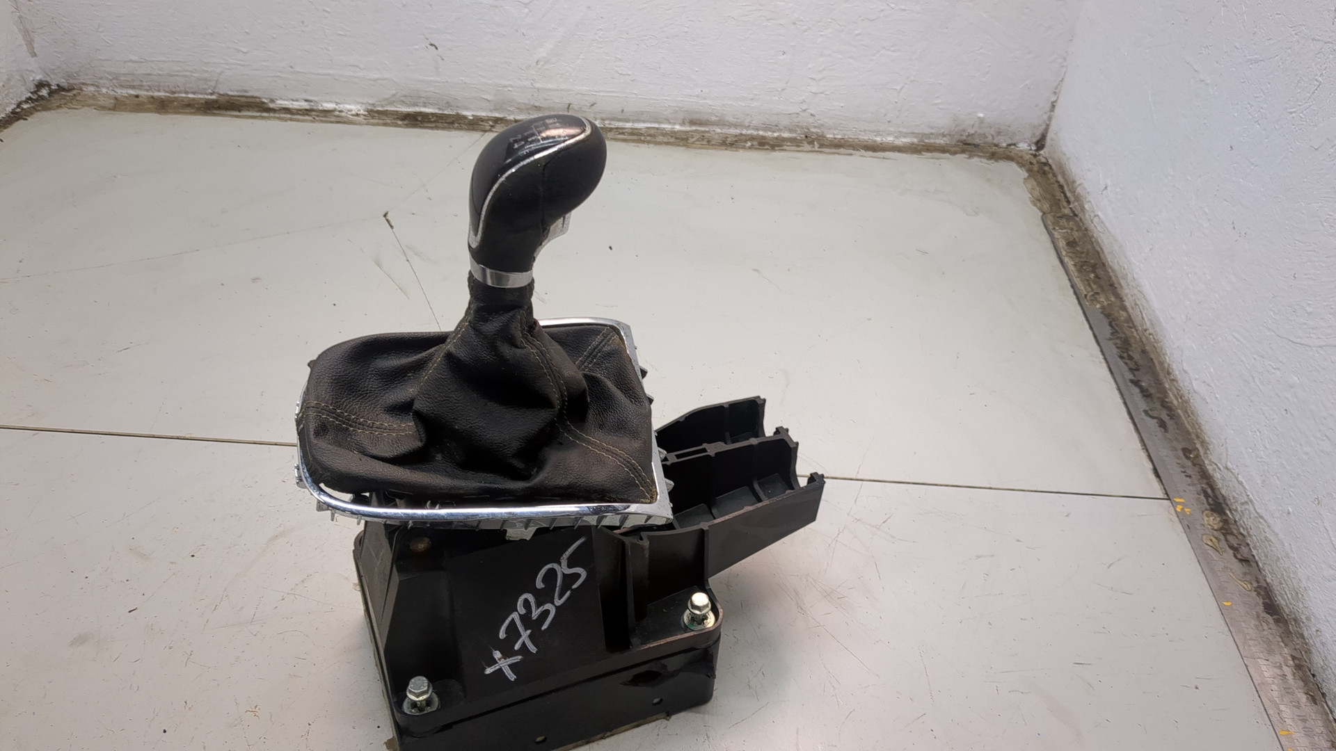 Кулиса МКПП / АКПП