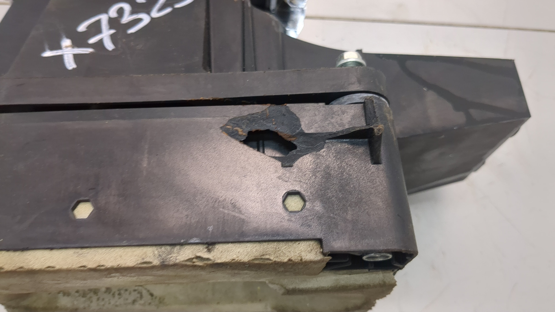 Кулиса МКПП / АКПП