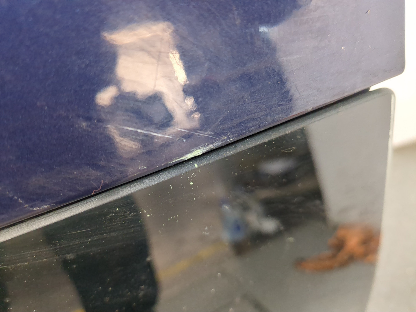 Дверь багажника