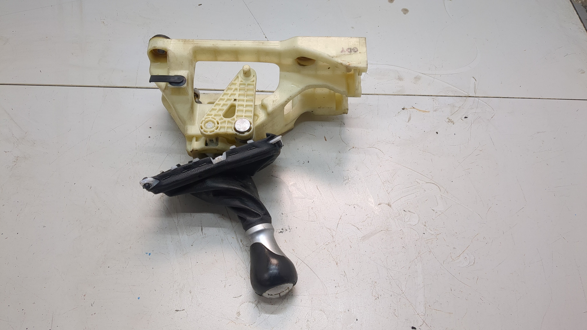 Кулиса МКПП / АКПП