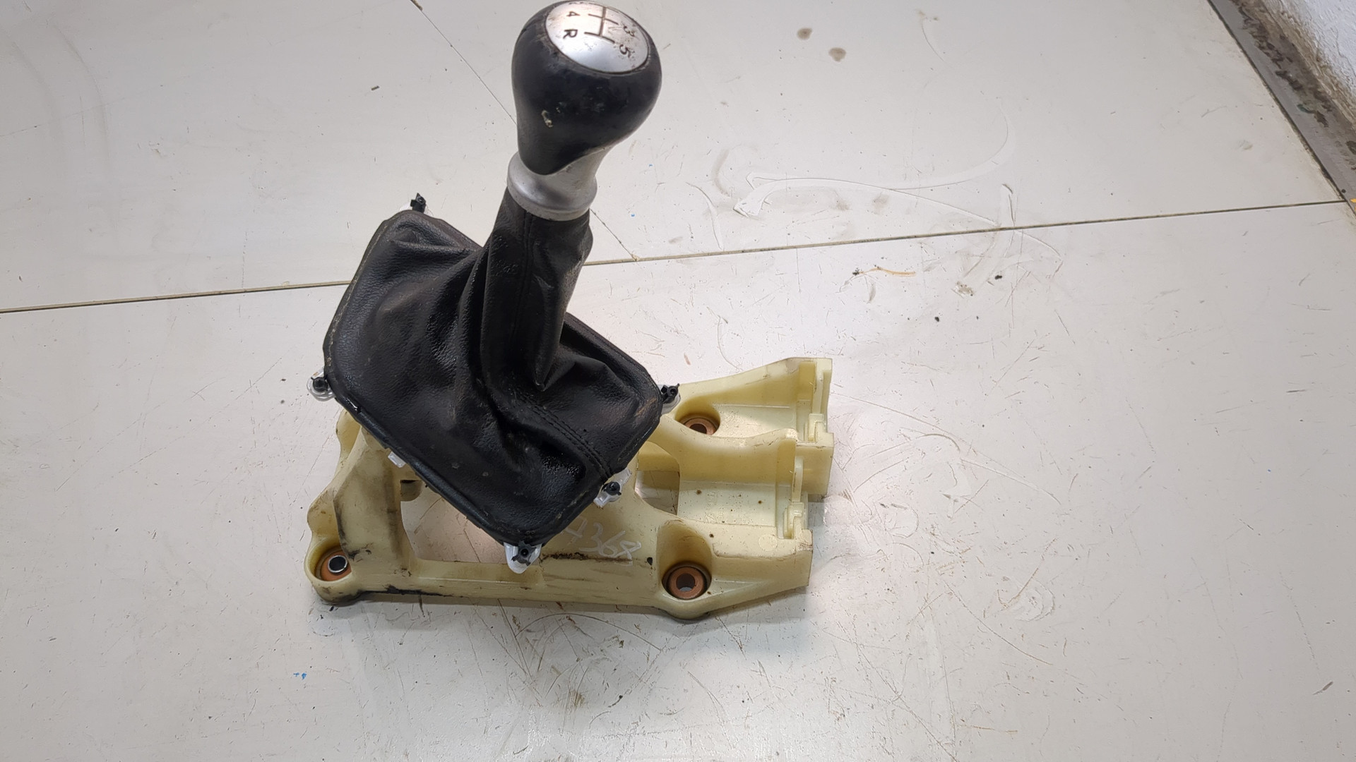 Кулиса МКПП / АКПП