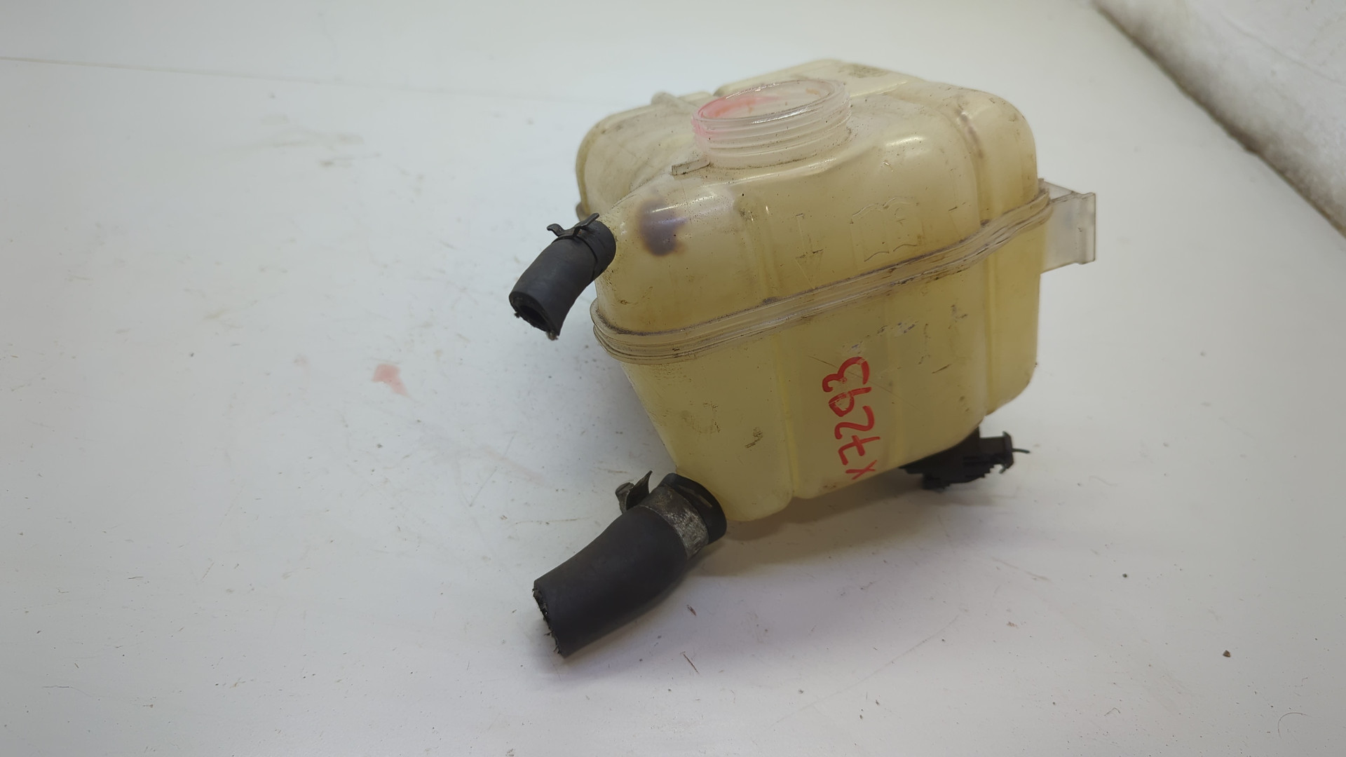 Бачок расширительный