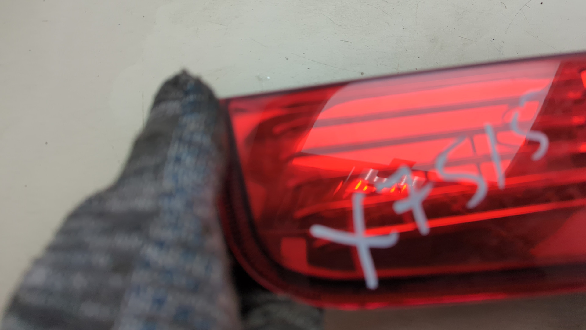 Фонарь задний левый