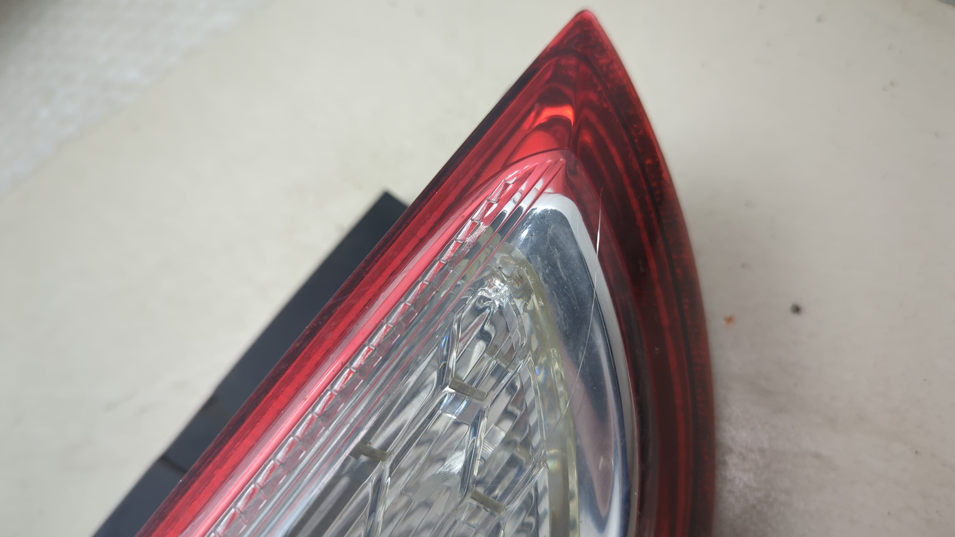 Фонарь задний левый