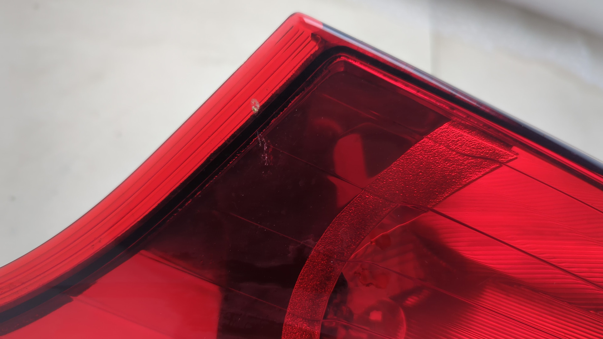 Фонарь задний левый