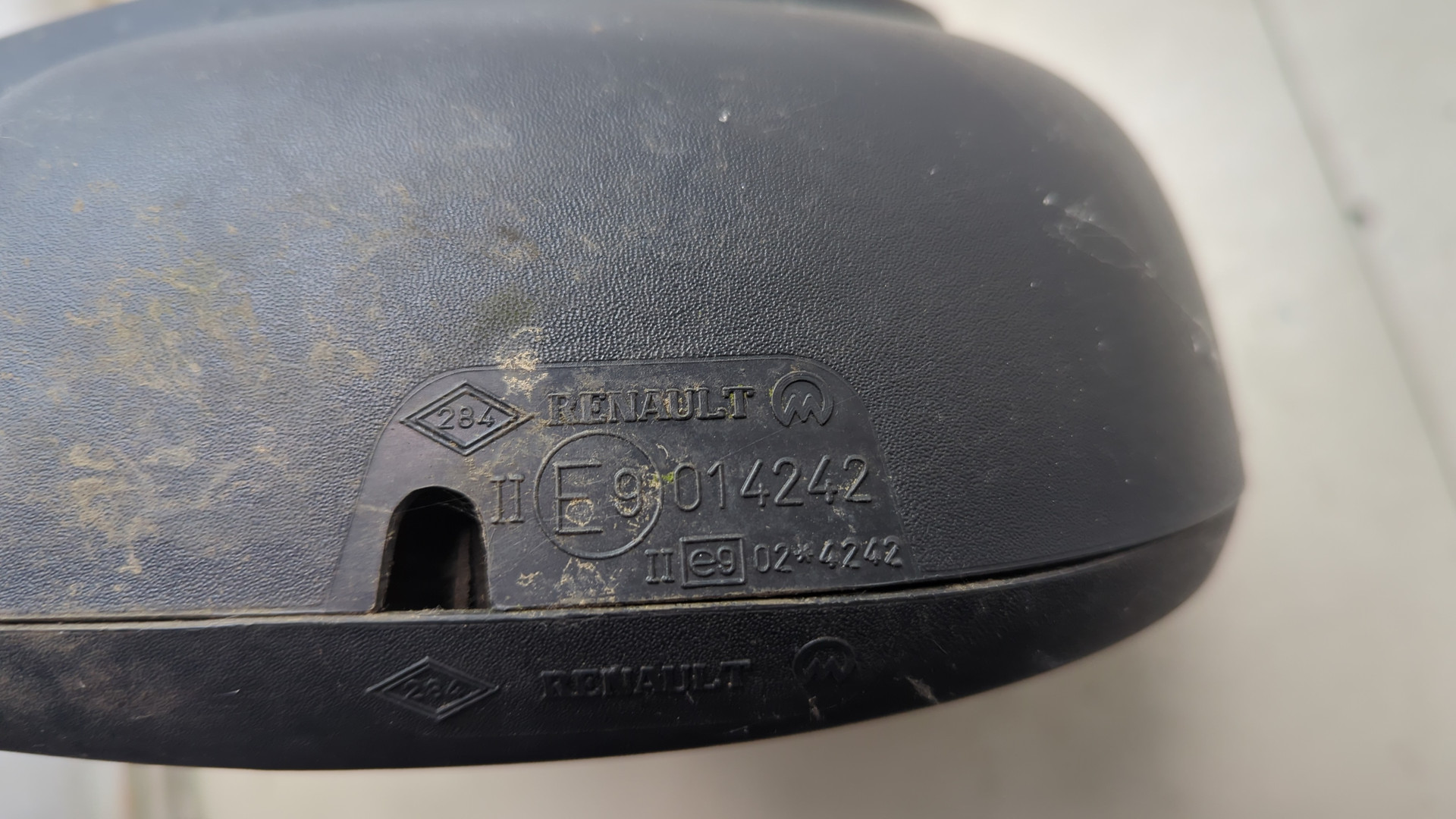 Зеркало левое электрическое