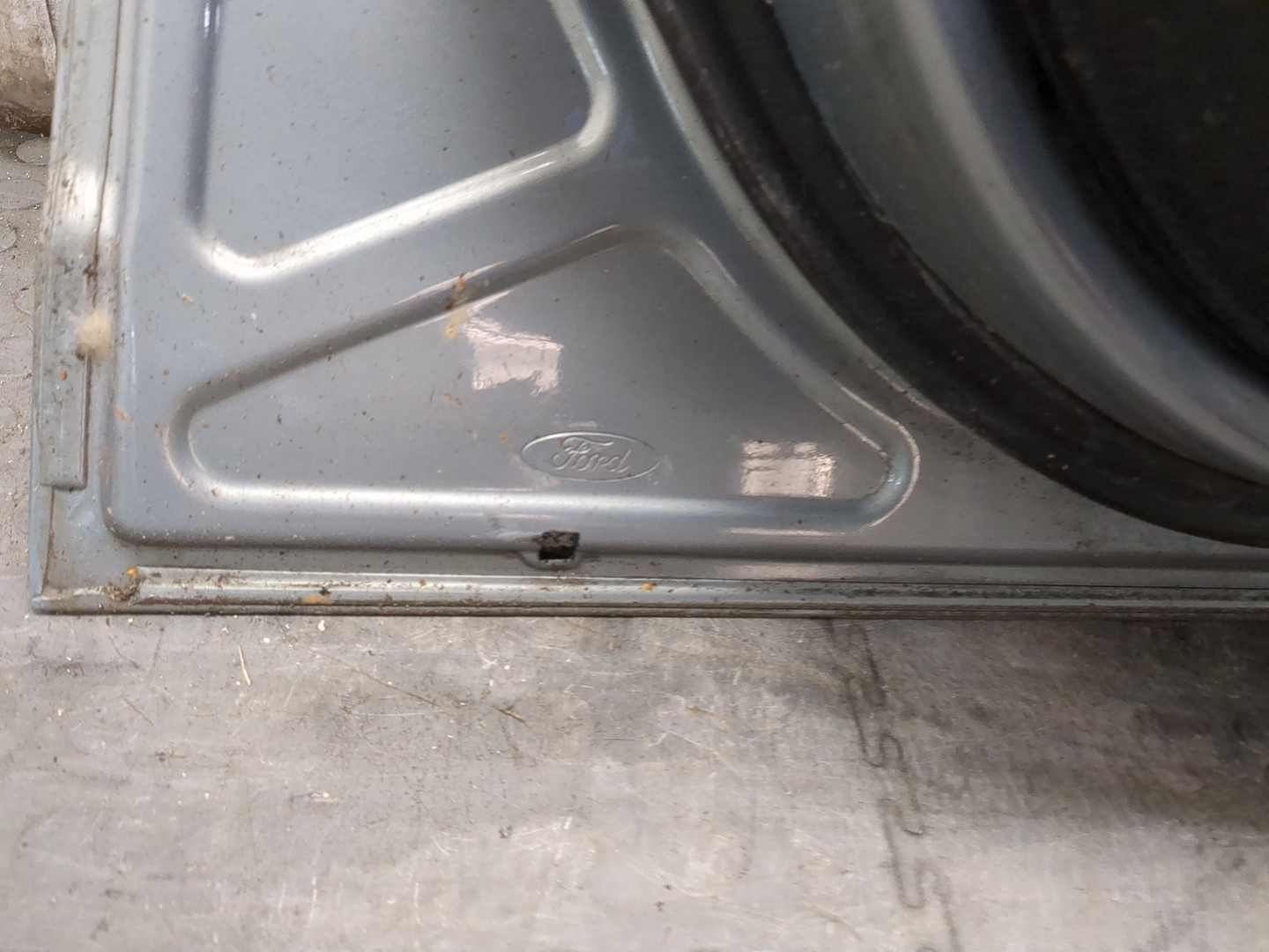 Дверь передняя левая