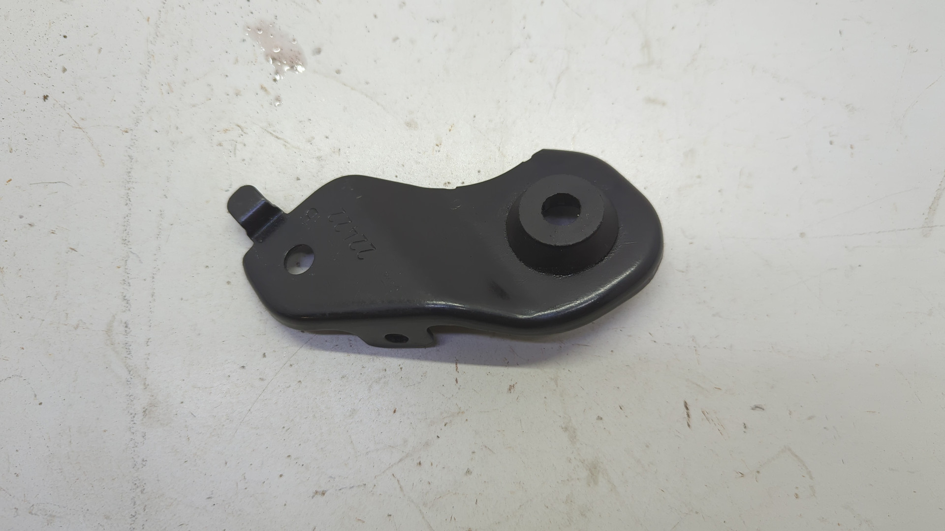 Кронштейн воздушного фильтра