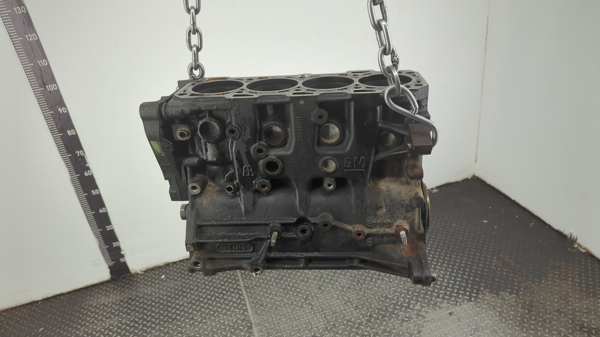 Блок двигателя