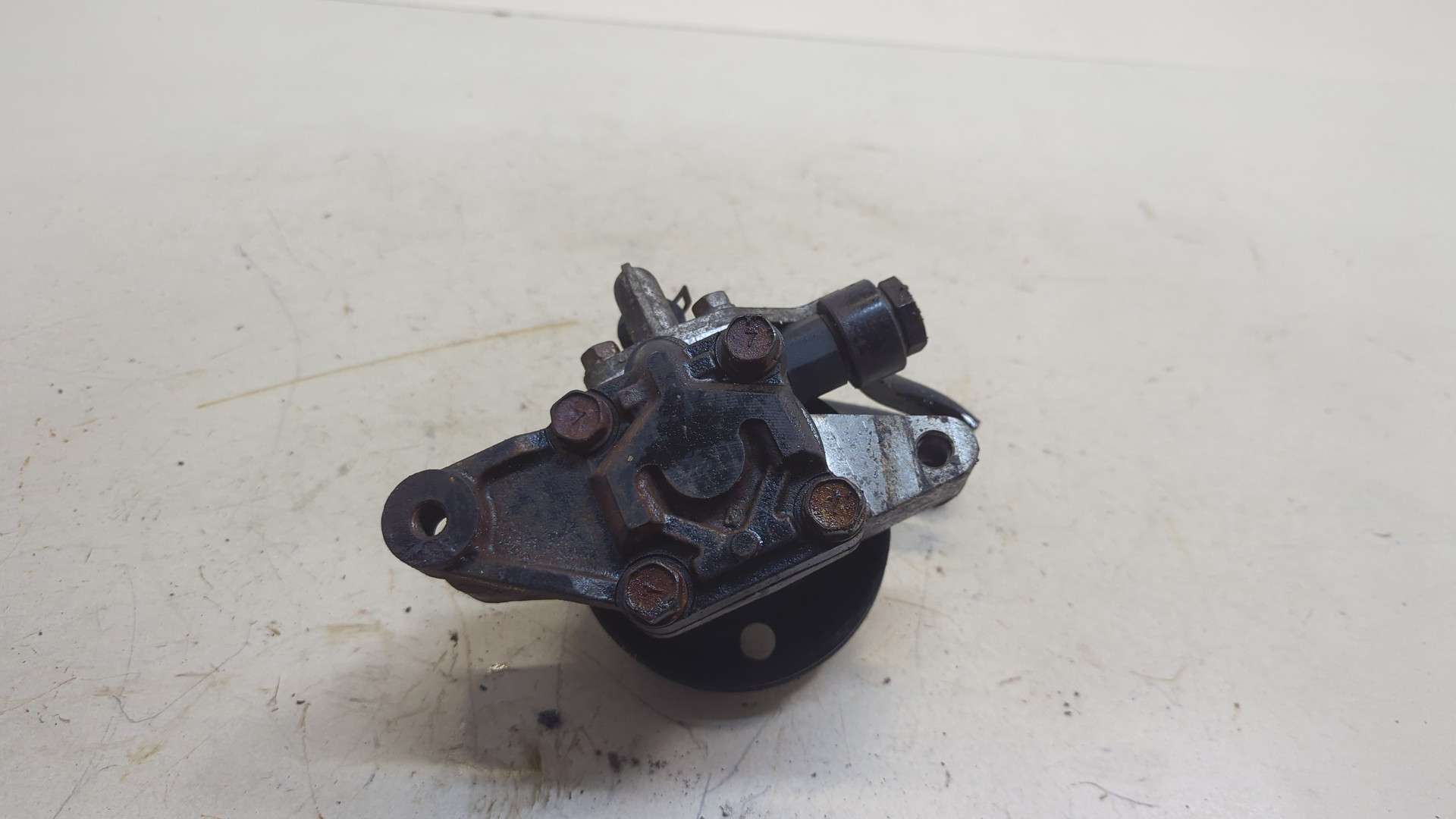 Насос ГУР (гидроусилитель руля)