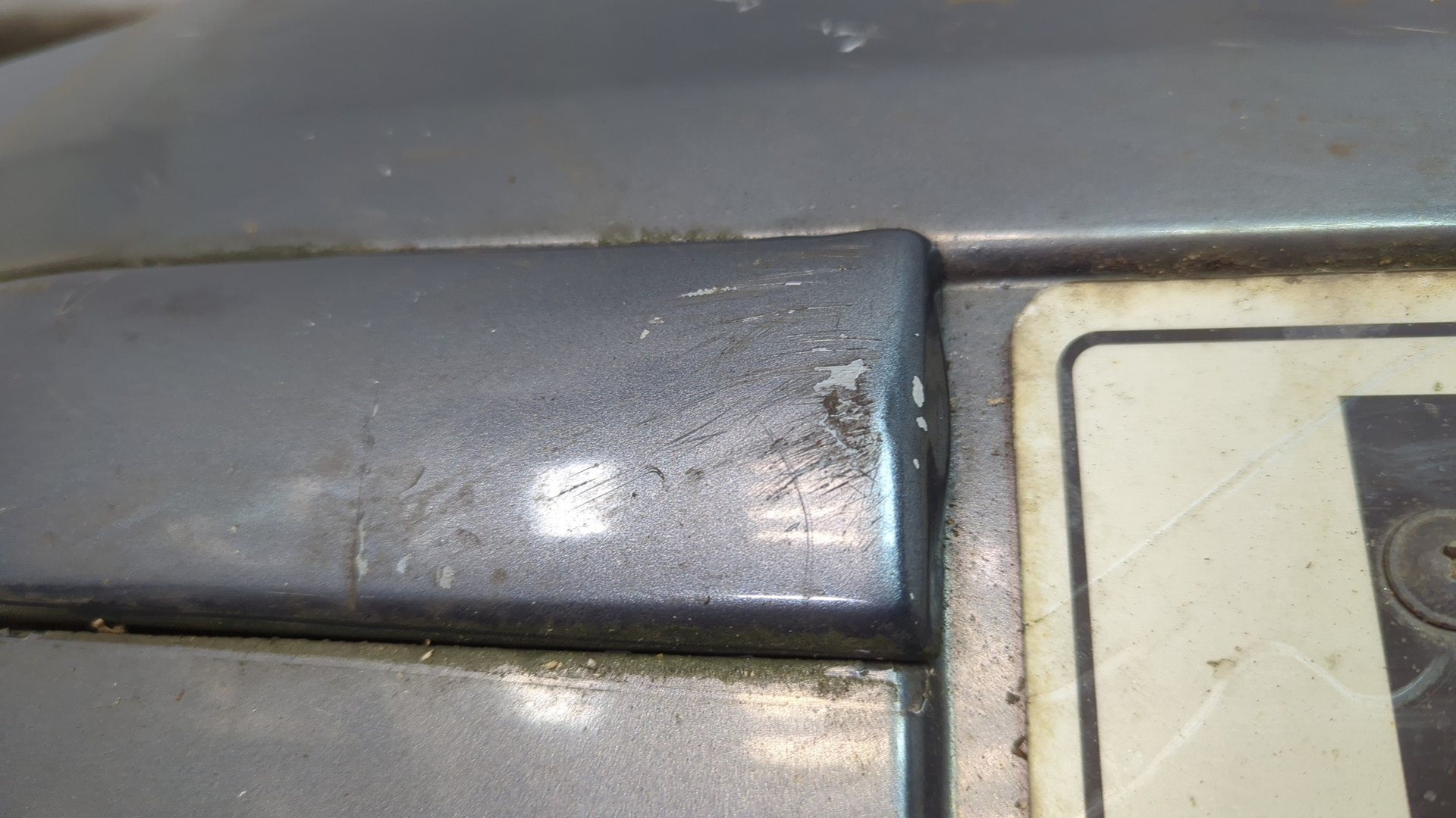 Бампер передний