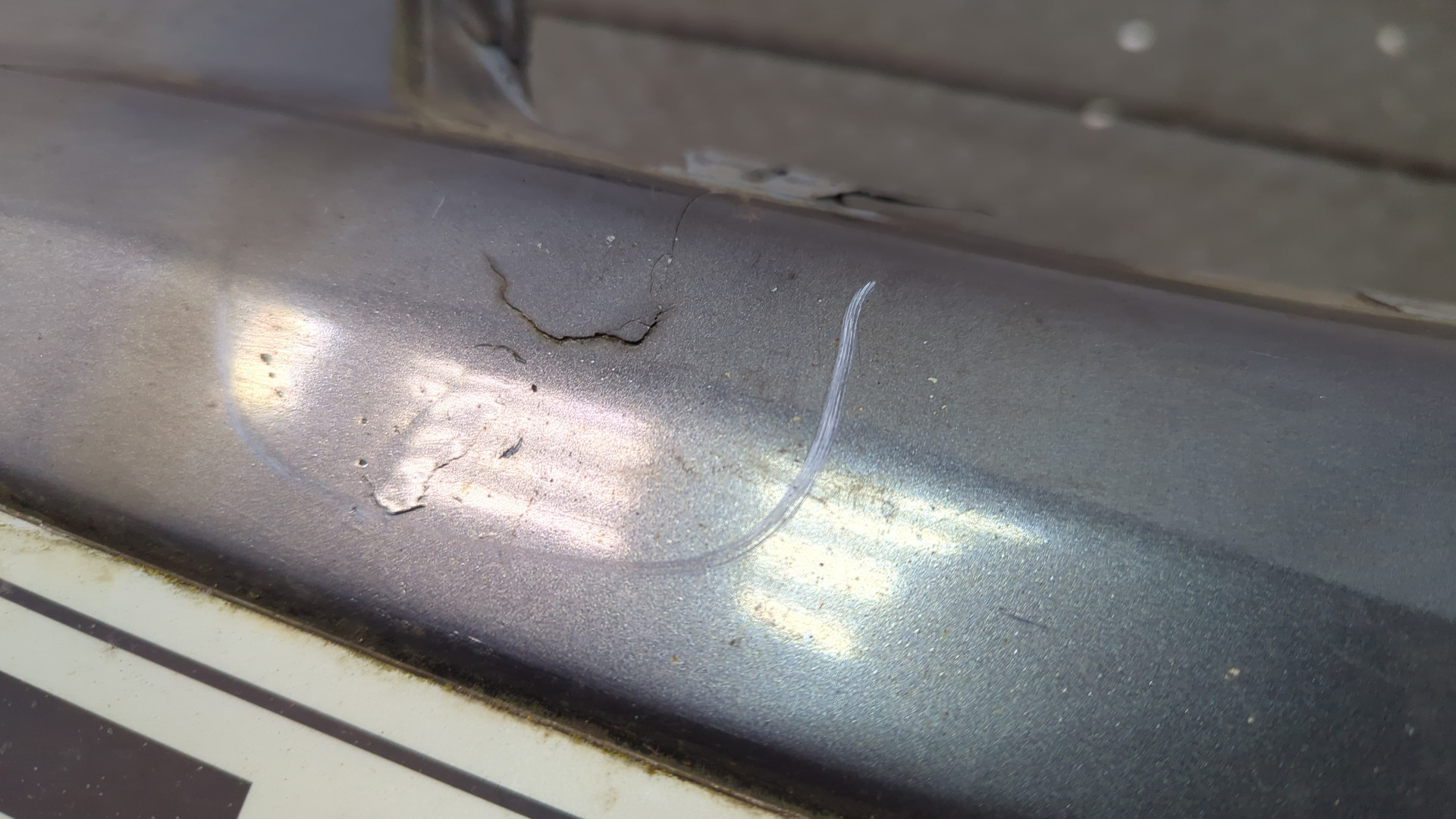 Бампер передний