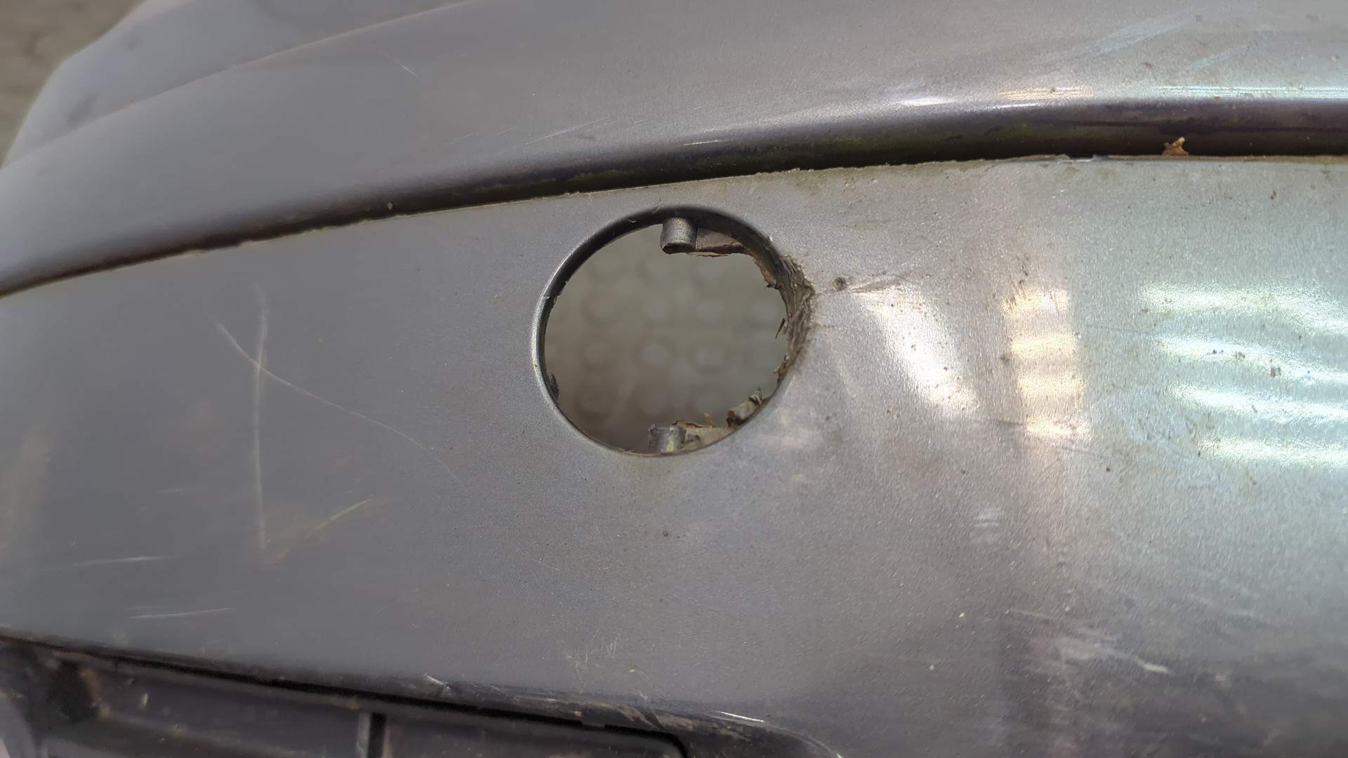 Бампер передний