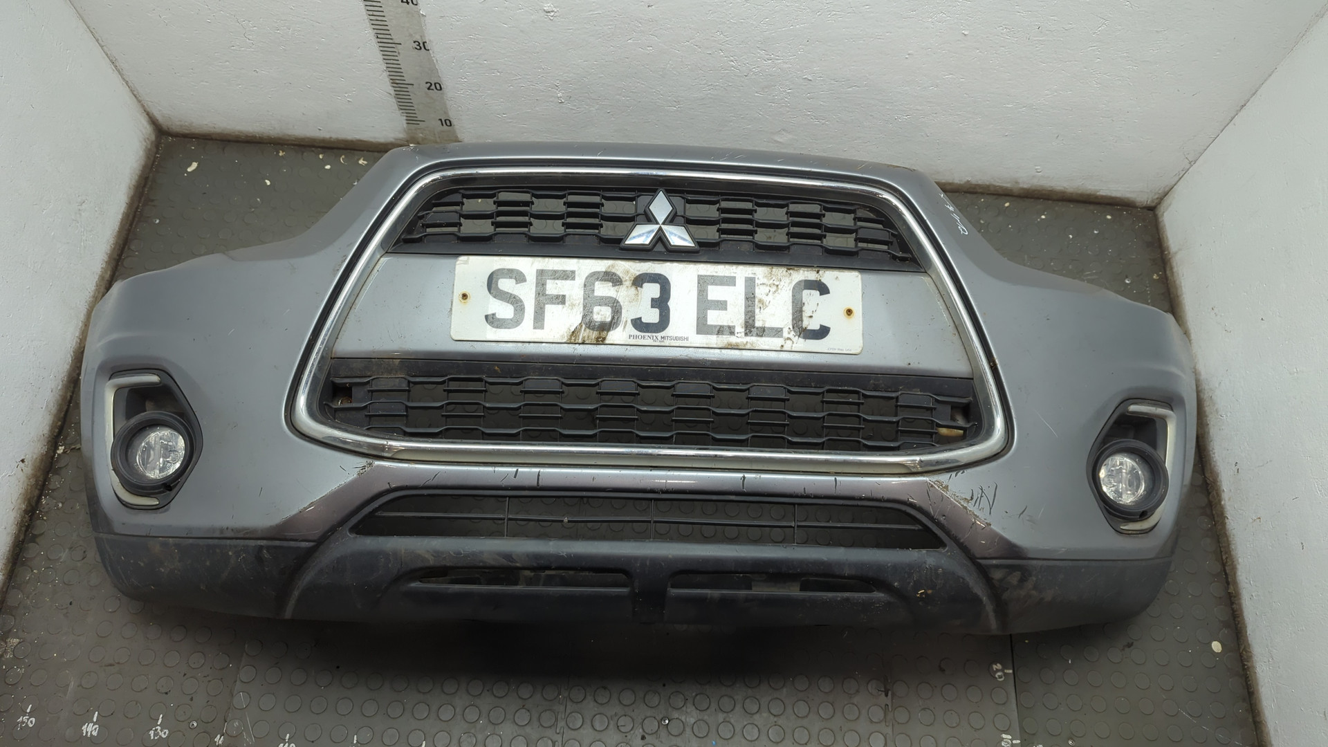 Бампер передний