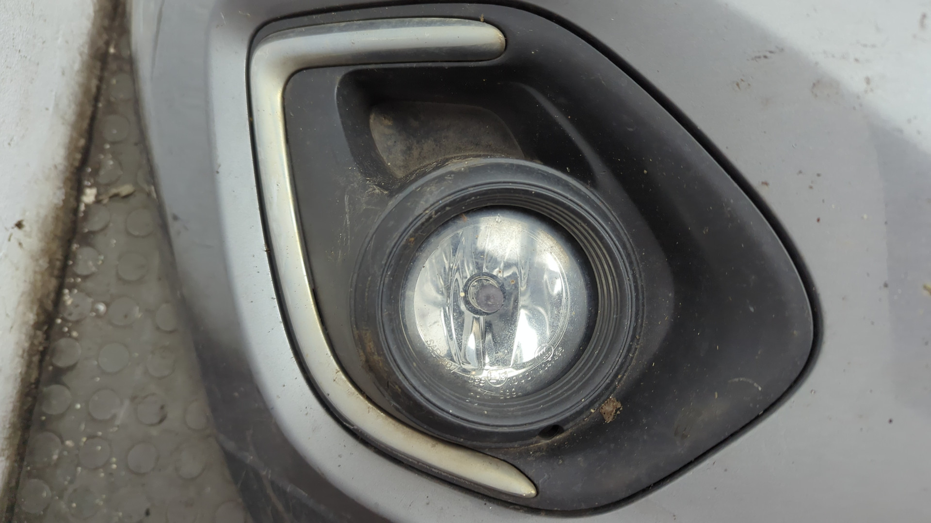 Бампер передний