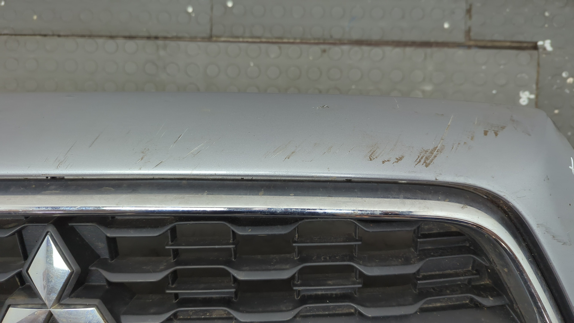 Бампер передний