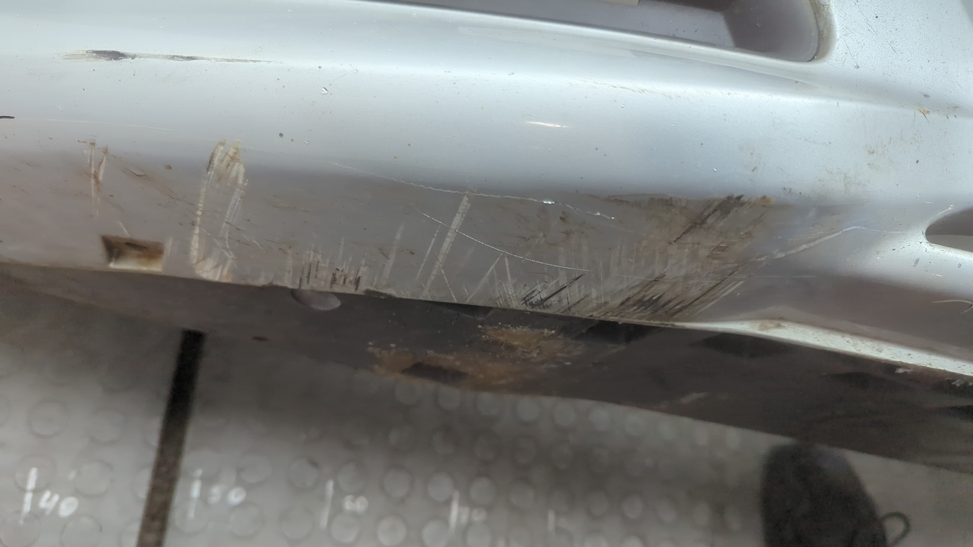 Бампер передний