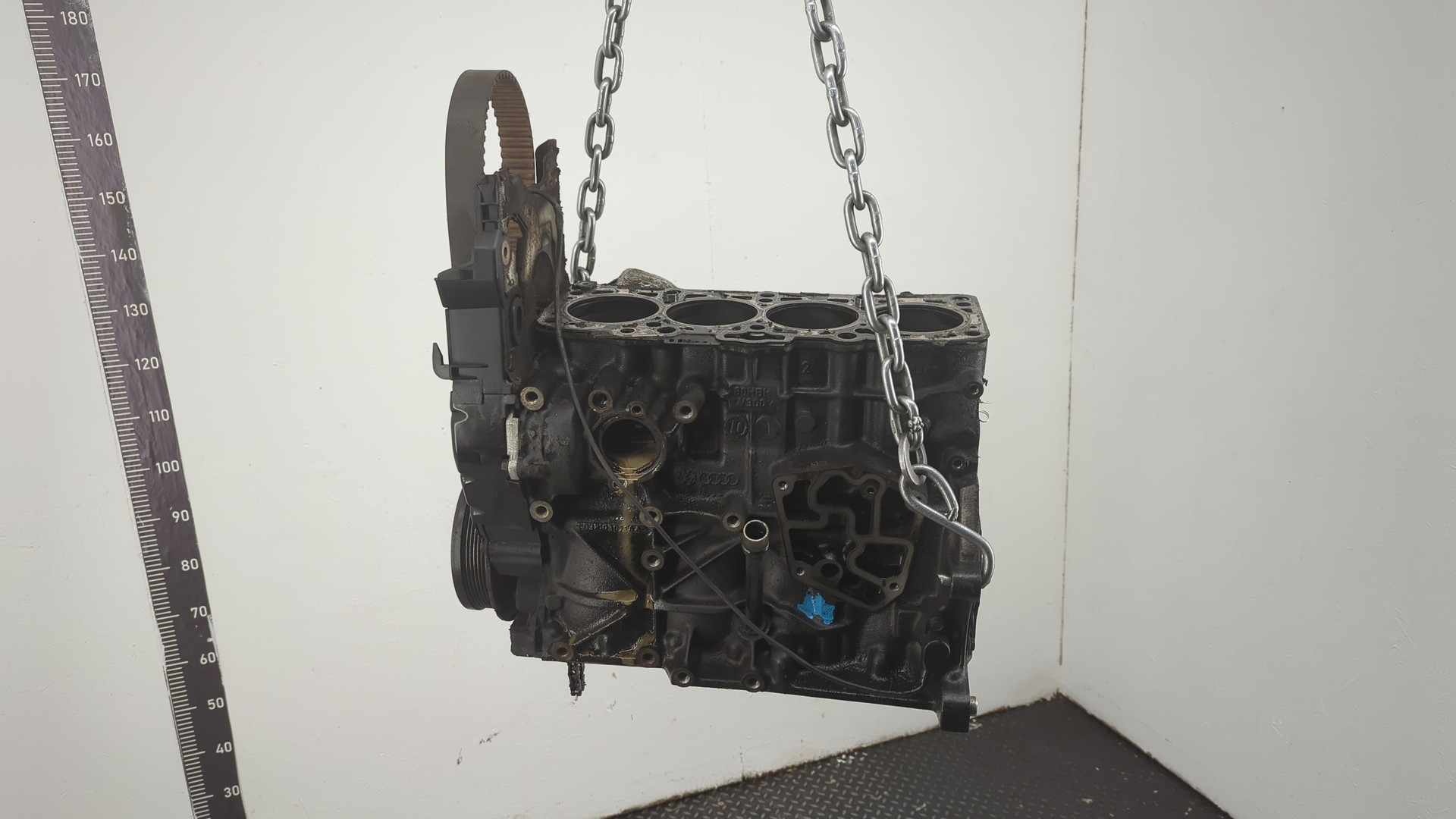 Блок двигателя